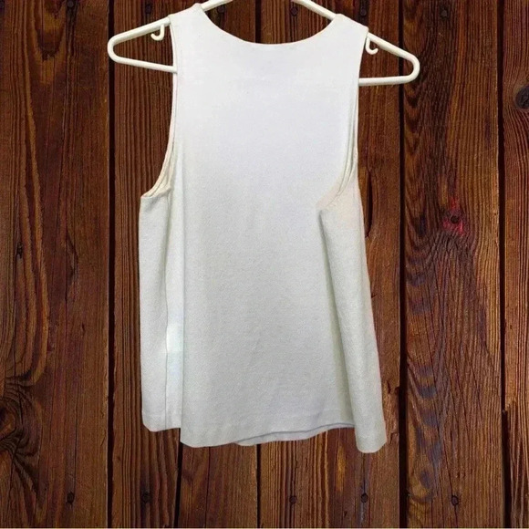 Club  Monaco, white tank top w four-way stretch - Picture 3 of 5